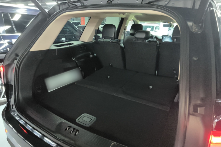 林肯 飞行家(进口) 2020款 3.0T V6全驱尊享版机舱底盘23