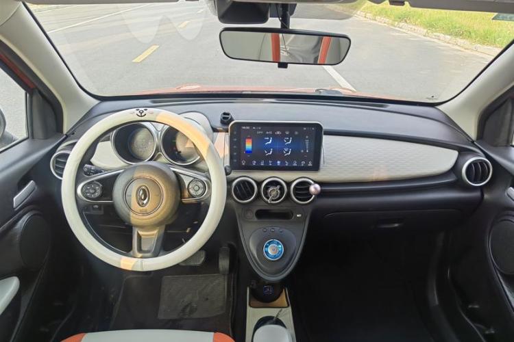 欧拉黑猫 2019款 351km 女神版中控内饰7003