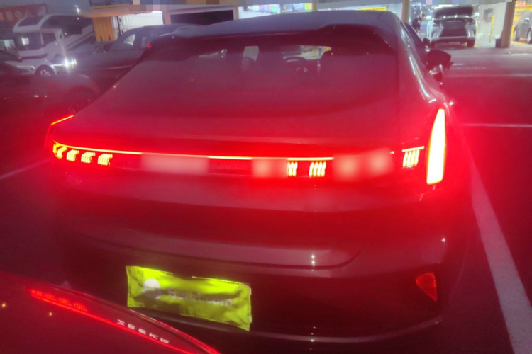 极氪001 2025款 WE版 95kWh 四驱车身外观6004