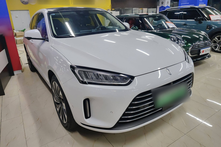 鸿蒙智行 问界M5 2022款 增程四驱性能版车身外观3