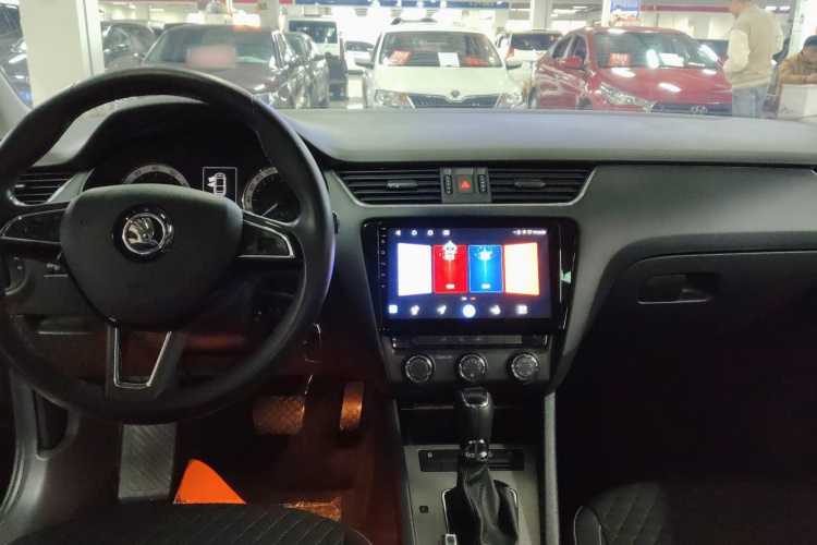 斯柯达 明锐 2018款 1.6L 自动豪华版中控内饰12