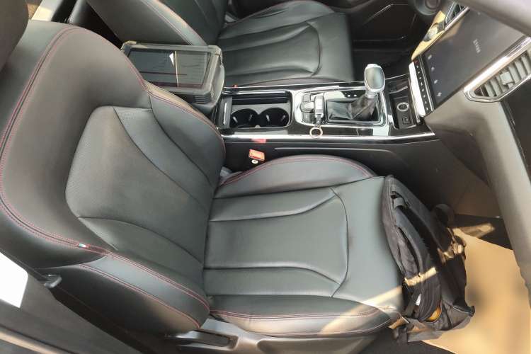 SWM斯威汽车 SWM斯威G05 2019款 1.5T 自动豪华型局部细节41