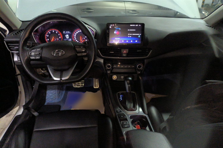 现代 菲斯塔 2019款 240TGDi 运动版 国VI中控内饰12