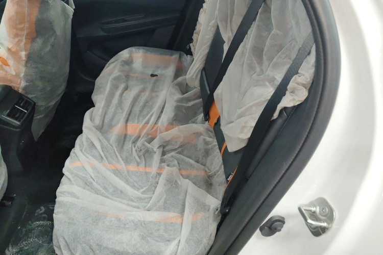 长安UNI-V 2025款 1.5T 500Bar尊贵运动型中控内饰21