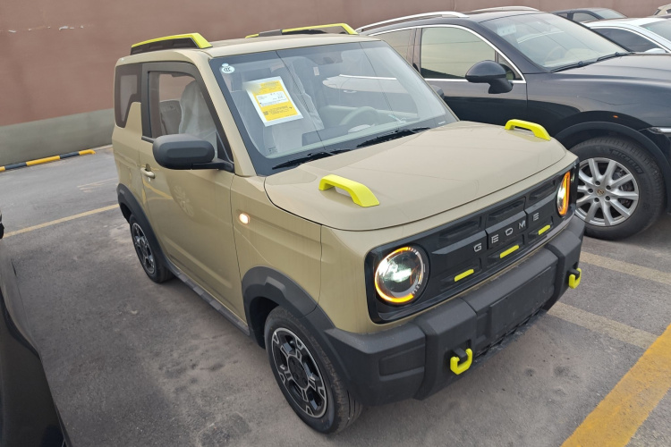 吉利银河 2025款 210km 熊猫骑士车身外观6002