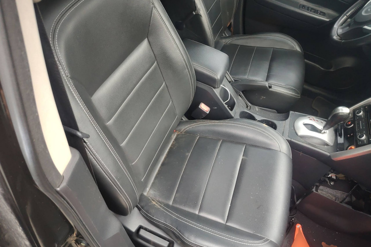 雷诺 科雷傲(进口) 2014款 改款 2.0L 两驱时尚版局部细节41