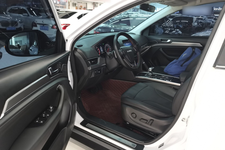 哈弗H6 2018款 蓝标 运动版 1.5T 自动两驱精英型中控内饰20