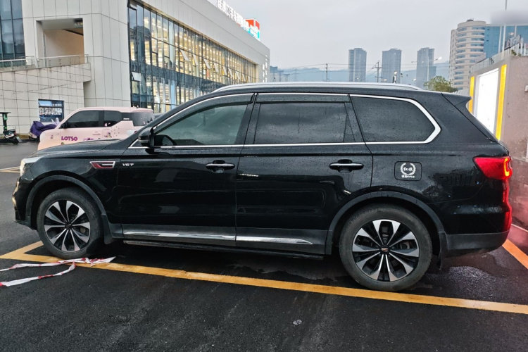 红旗HS7 2022款 3.0T 自动四驱智联旗享版 五座车身外观4