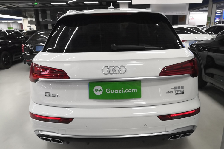 奥迪Q5L 2021款 45 TFSI 豪华动感型车身外观6