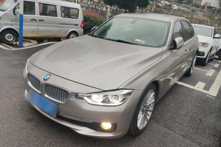 宝马3系 2018款 320Li 时尚型车身外观1