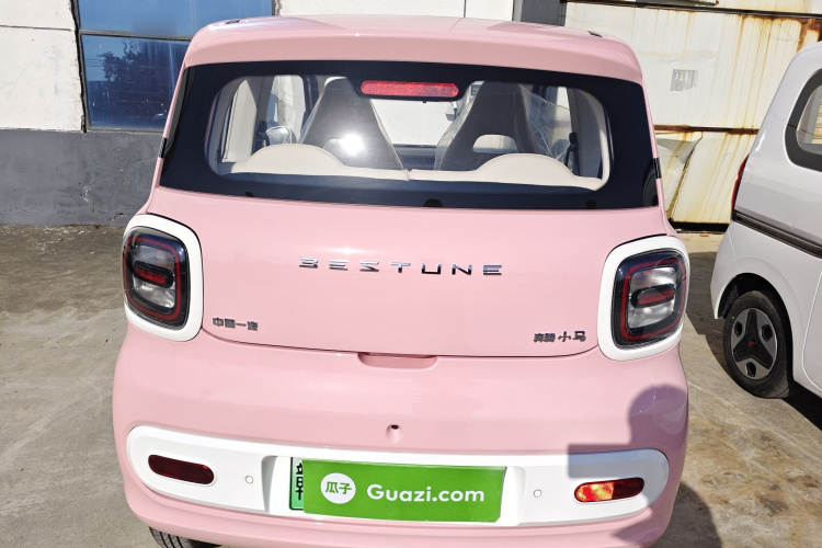 奔腾小马 2026款 222km 炫彩马车身外观6004