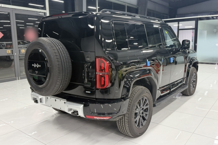 方程豹 豹5 2025款 天神智驾Ultra版车身外观6004