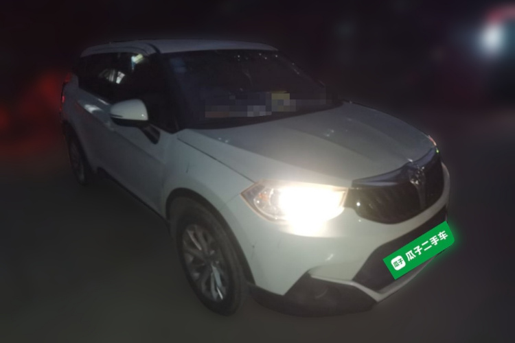 中华V3 2015款 1.5L 自动舒适型车身外观6002