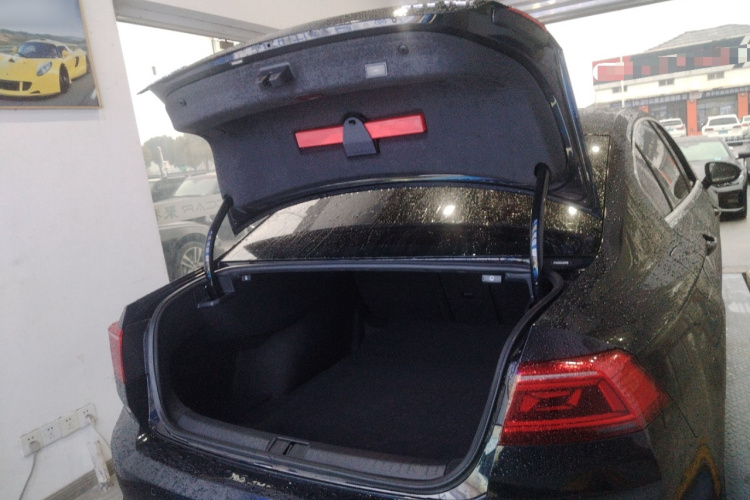 大众 迈腾 2020款 330TSI DSG 领先型局部细节23