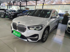 宝马X1新能源 2021款 xDrive30Le 尊享型