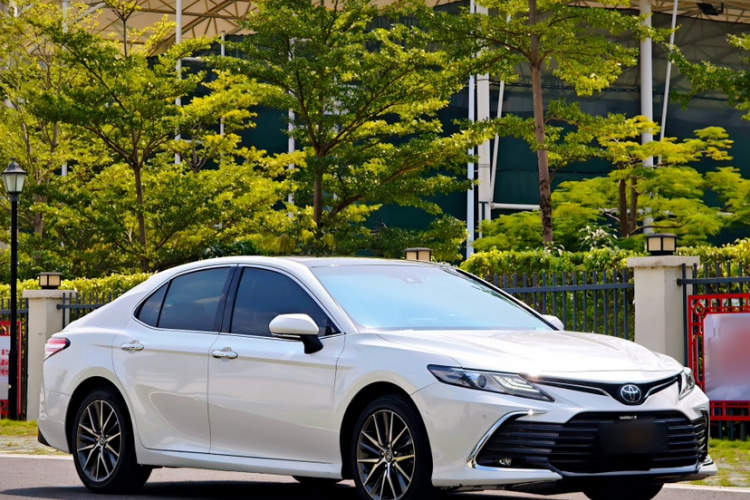 丰田 凯美瑞 2021款 2.5G 豪华版车身外观6002