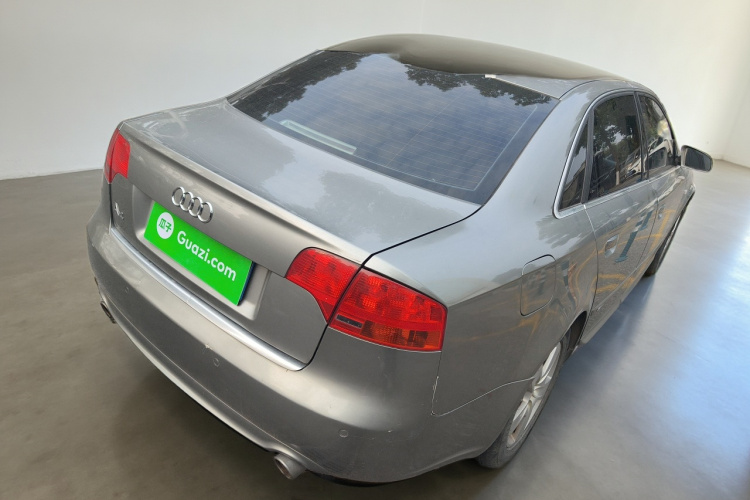 奥迪A4 2008款 1.8T 自动舒适型车身外观7