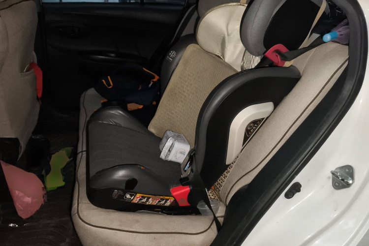 丰田 威驰 2014款 1.3L 手动型尚版中控内饰21