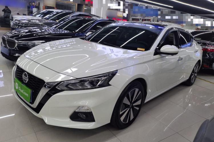 日产 天籁 2021款 2.0L XL Upper AD1 智行领航版车身外观4