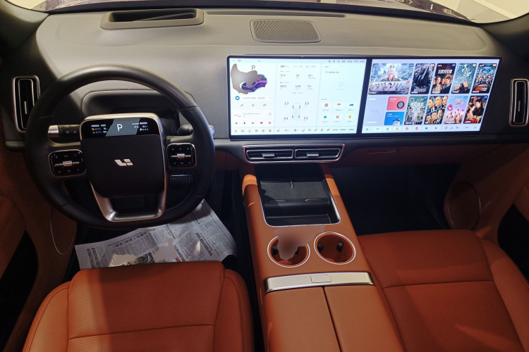 理想汽车 理想L9 2022款 Max中控内饰12