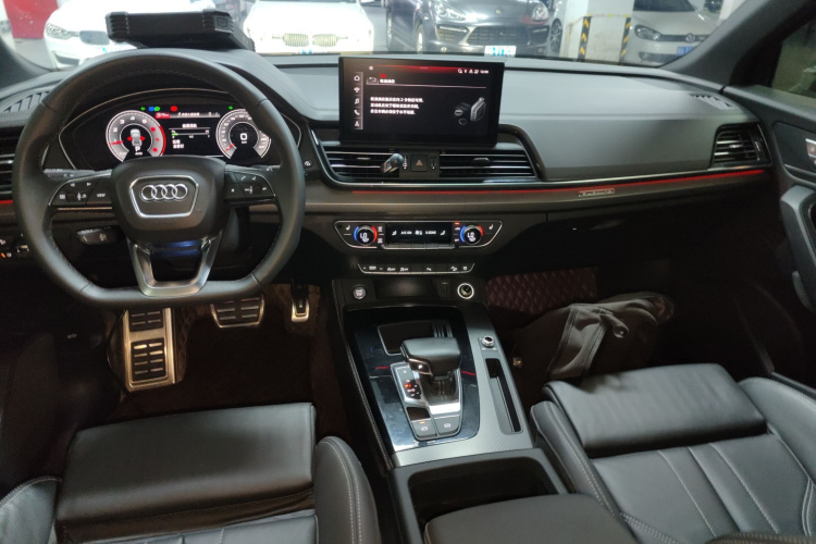奥迪Q5L 2024款 40 TFSI 豪华动感型中控内饰7002