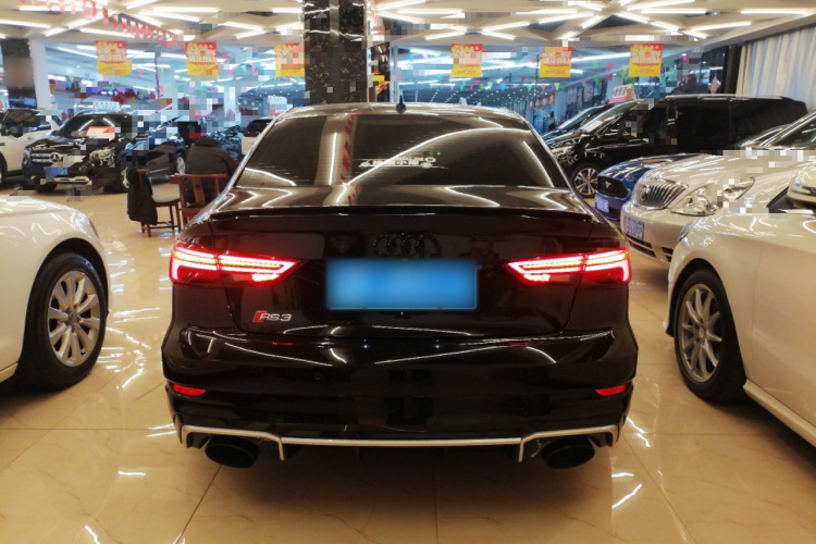 奥迪RS 3 2017款 RS 3 2.5T Limousine车身外观6004