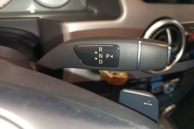 奔驰GLK级 2015款 GLK 260 4MATIC 动感型 极致版局部细节18