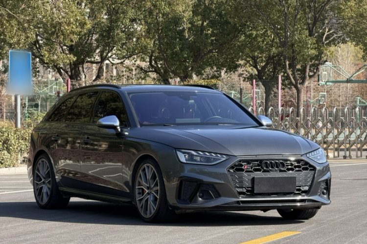 奥迪S4 2023款 S4 Avant 3.0TFSI车身外观6004
