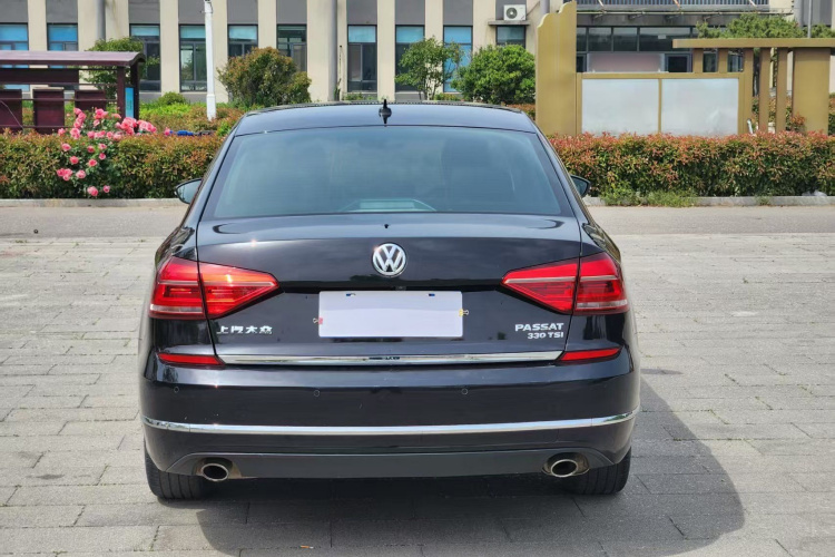大众 帕萨特 2016款 330TSI DSG御尊版车身外观6005