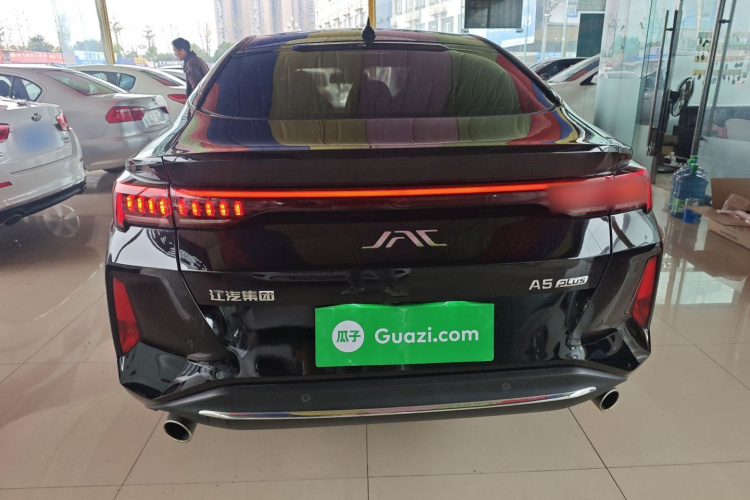 江淮汽车 江淮A5 PLUS 2023款 1.5T 自动尊贵型车身外观6