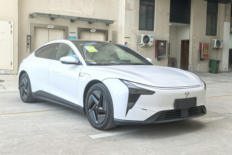 极越07 2024款 标准版车身外观6003