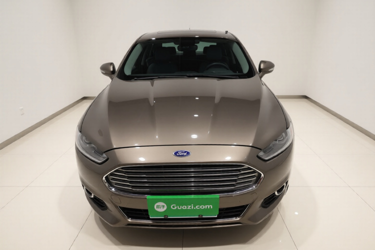 福特 蒙迪欧 2013款 2.0L GTDi200豪华型车身外观2