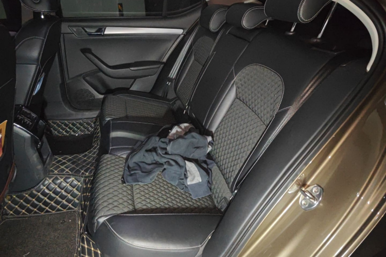 斯柯达 速派 2018款 TSI280 DSG舒适版 国V中控内饰21