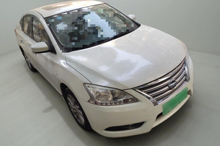 日产 轩逸 2014款 1.6XV CVT尊享版车身外观3