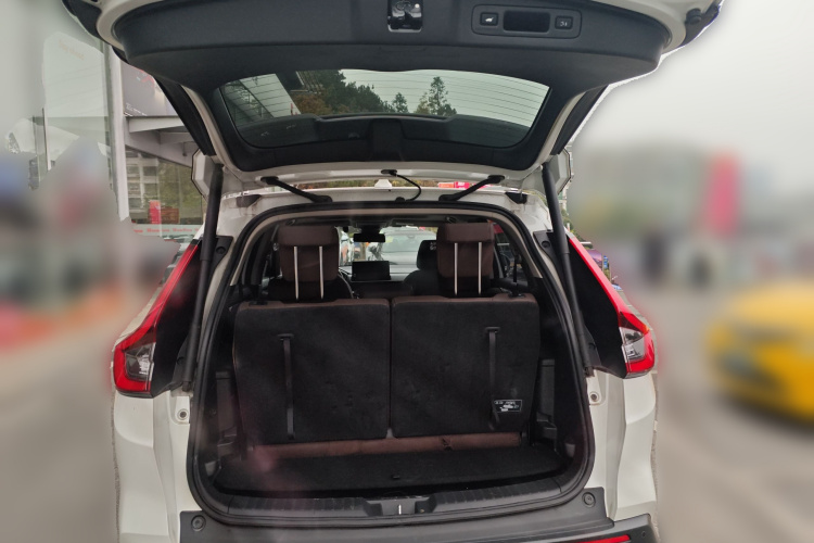 本田CR-V 2023款 240TURBO 两驱臻享版 7座局部细节23