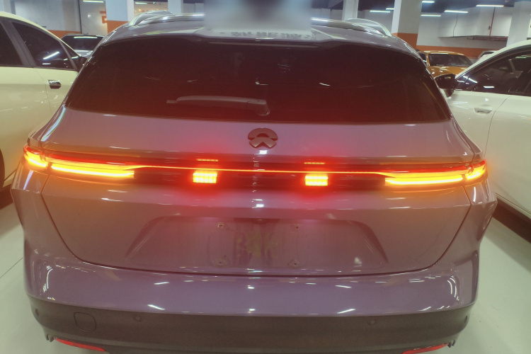 蔚来ET5T 2024款 75kWh Touring车身外观6