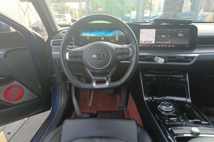 起亚K5 2020款 270T CVVD 豪华科技版中控内饰13