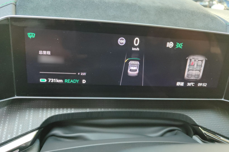 极氪001 2023款 WE版 100kWh局部细节14
