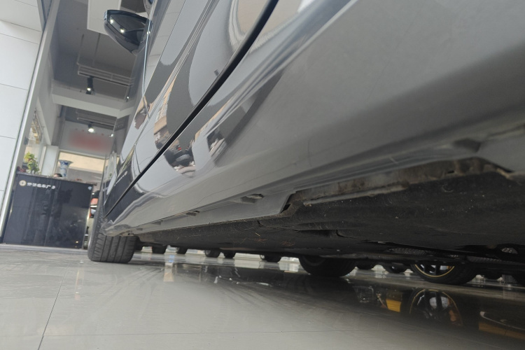 奥迪A6(进口) 2024款 Avant 先锋派 45 TFSI 臻选动感型局部细节9002