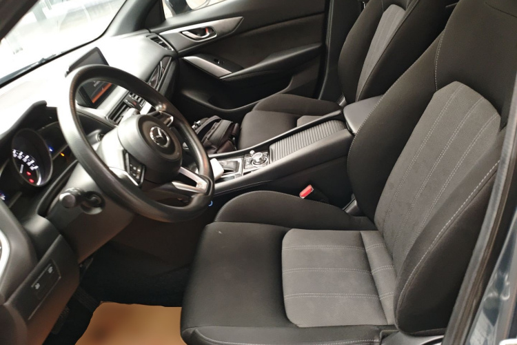 马自达CX-4 2018款 2.0L 自动两驱蓝天活力版 国V局部细节19