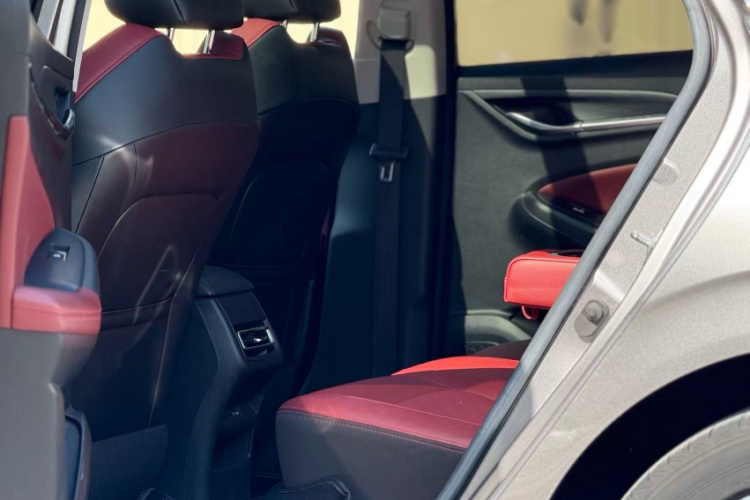 长安 逸动 2020款 PLUS 蓝鲸NE 1.4T GDI DCT旗舰型中控内饰7004