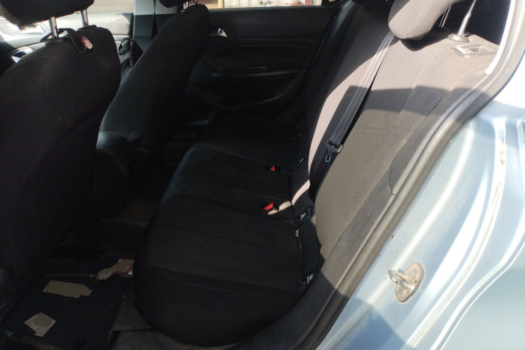 标致308S 2015款 1.2T 自动劲驰版中控内饰21