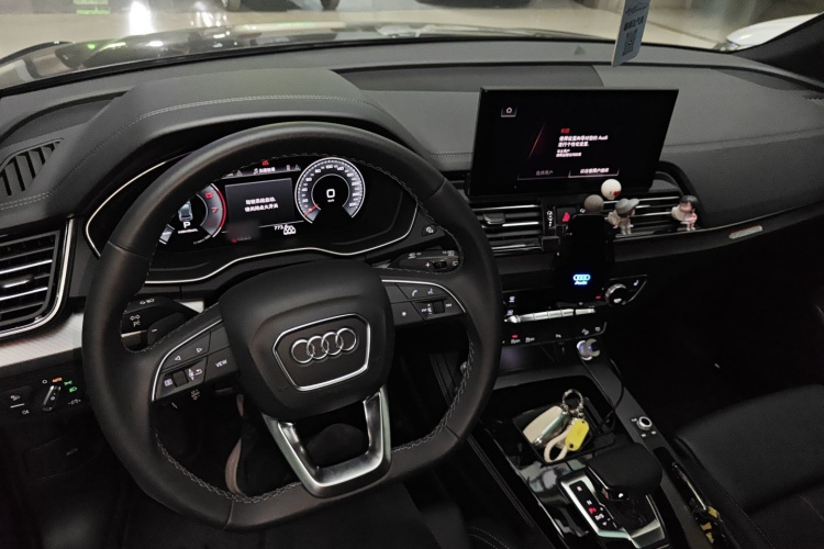 奥迪Q5L 2024款 40 TFSI 豪华动感型中控内饰7002