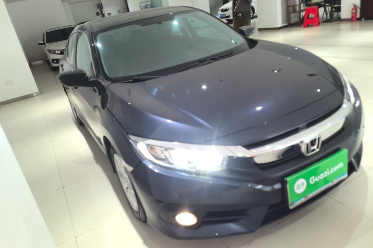 本田 思域 2016款 180TURBO CVT舒适版车身外观3