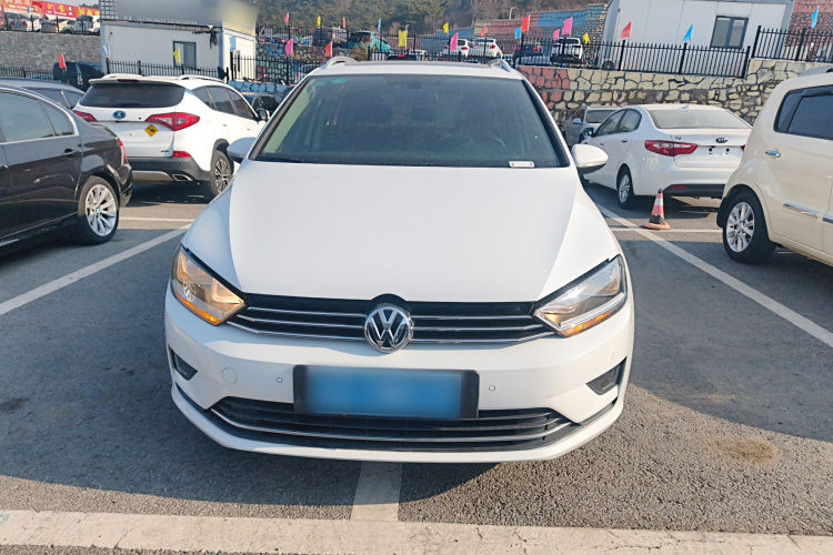 大众 高尔夫·嘉旅 2016款 230TSI 自动进取型车身外观2