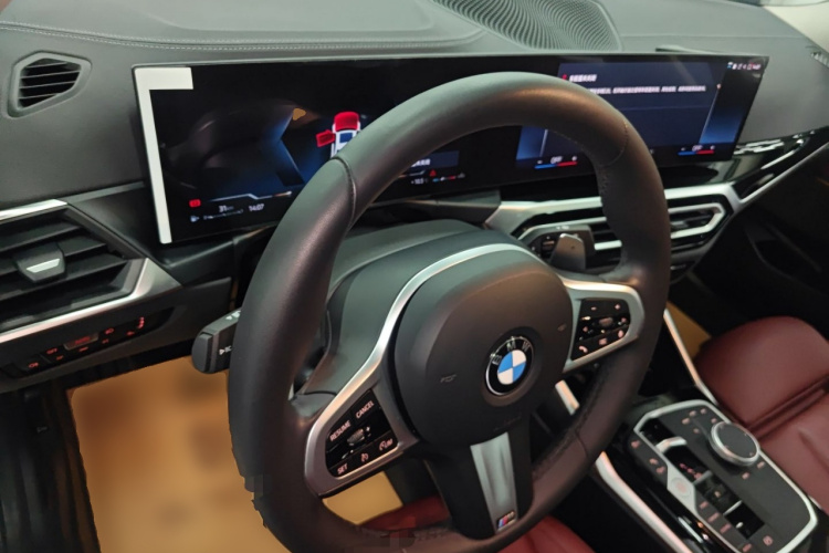 宝马3系 2024款 320Li M运动套装中控内饰12