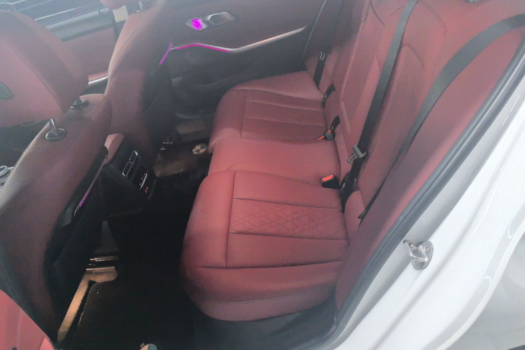 宝马3系 2022款 325Li M运动套装中控内饰21