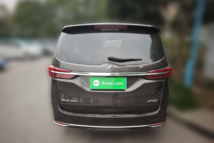 别克GL8 2021款 陆上公务舱 652T 豪华型车身外观6