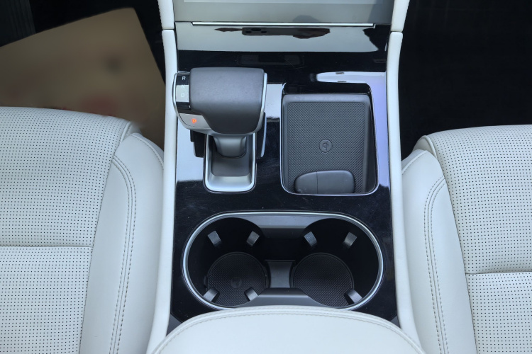 理想汽车 理想ONE 2021款 增程6座版局部细节18