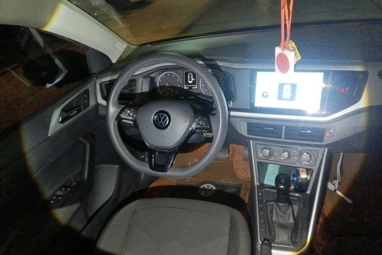 大众 Polo 2021款 Plus 1.5L 自动全景乐享版中控内饰13